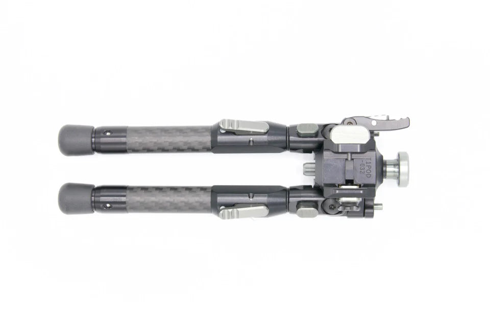 Bipé Tier One ATAC 7" de Fibra de Carbono com Adaptador QD Picatinny Pan & Tilt