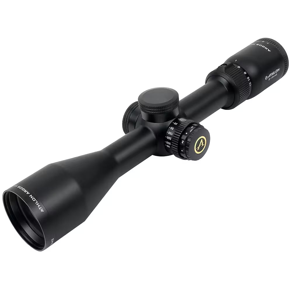 Athlon Argos HMR 2‑12×42 SFP IR — Zoom 2‑12×, Parallax 10 yd‑∞, Retículo Iluminado BDC 600 | Par Perfeito para PARD