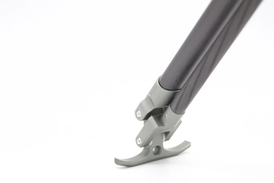 Bipé para F-CLASS Tier One Carbon Fiber Bipod FTR Sling Swivel – Fibra de Carbono, Leveza e Precisão Extremas